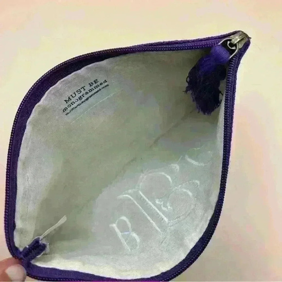 New Small Zippered Accessory Makeup Bag Case Travel Pouch Purple Monogrammed BBC - Picture 5 of 5